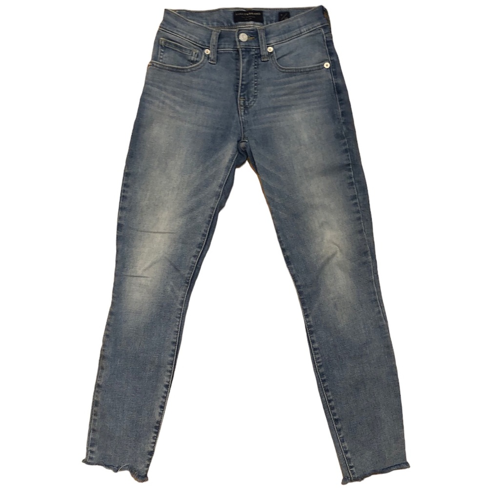 Perfect condition!! Lucky Brand 0 light blue jeans high rise